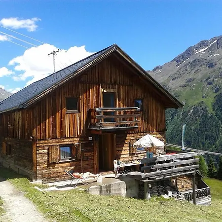 Ottos Almhutte Holiday home